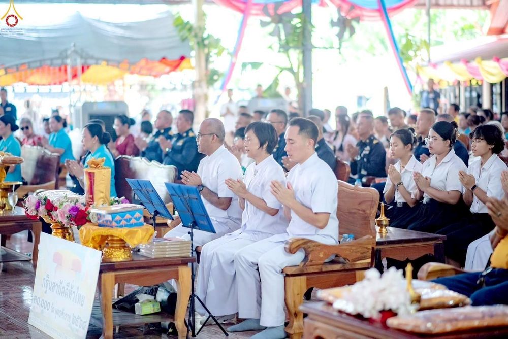 ภาพ No.264154:วันที่ 19 ตุลาคม พ.ศ. 2568 พิธีทอดกฐินสามัคคีทั่วไทย 30,000 วัด โดยคณะศิษยานุศิษย์ บูชาธรรม 81 ปี หลวงพ่อธัมมชโย ณ วัดโพธิ์งาม อ.กำแพงแสน จ.นครปฐม