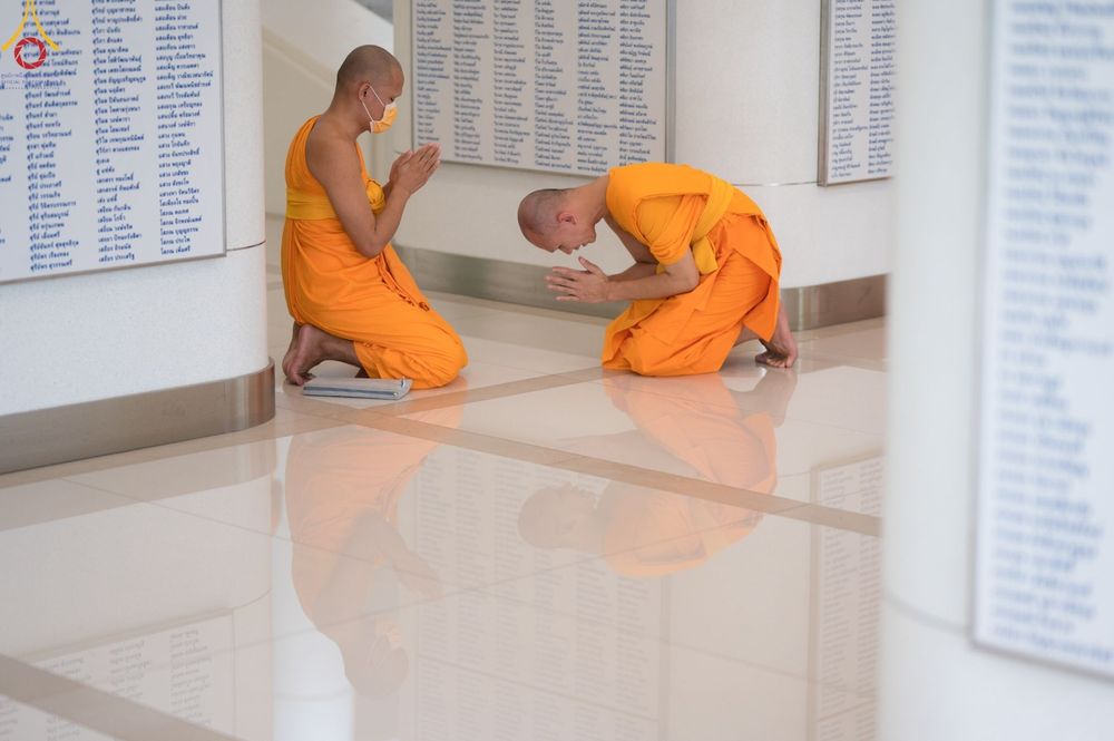 ภาพ No.84802:พิธีอธิษฐานพรรษา ของคณะสงฆ์ ในวันเข้าพรรษา แรม 1 ค่ำ เดือน 8 วันที่ 2 สิงหาคม พ.ศ. 2566 ณ โบสถ์พระไตรปิฎก วัดพระธรรมกาย ต.คลองสาม อ.คลองหลวง จ.ปทุมธานี
