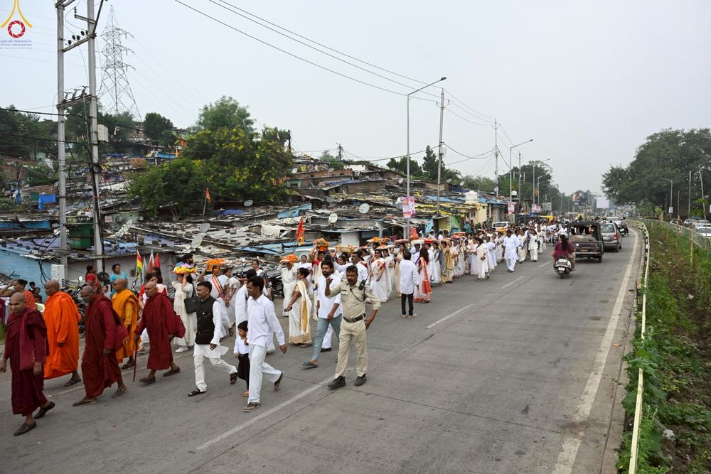 ภาพ No.263472:วันที่ 18 ตุลาคม พ.ศ. 2568 พิธีแห่กฐิน และกฐินสมทบหลวงพ่อ ธัมมชโย  ถวายแด่ วัดพุทธภูมิ เมืองโภปาล รัฐมัธยประเทศ ประเทศอินเดีย 