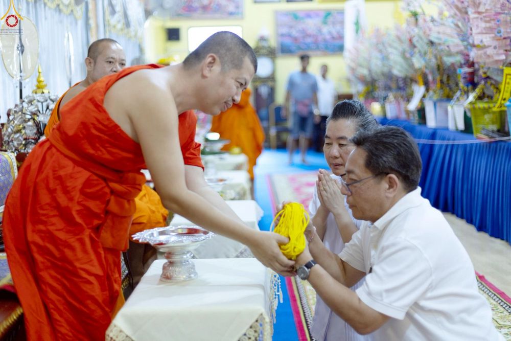 ภาพ No.269982:วันที่ 27 ตุลาคม พ.ศ. 2568 พิธีทอดกฐินสามัคคีทั่วไทย ณ วัดป่ารวก อ.เมือง จ.เชียงราย โดยคณะศิษยานุศิษย์ บูชาธรรม 81 ปี หลวงพ่อธัมมชโย