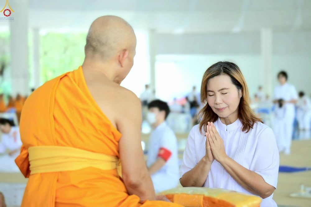 ภาพ No.228776:วันที่ 24 พฤษภาคม และ วันที่ 14 มิถุนายน พ.ศ.2568 พิธีถวายภัตตาหารเมนูสวรรค์ เพื่อการบรรลุธรรม ณ หอฉันคุณยายอาจารย์ฯ วัดพระธรรมกาย