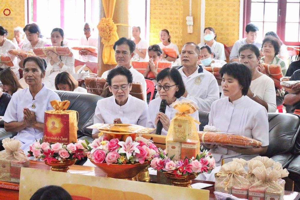 ภาพ No.267741:วันที่ 26 ตุลาคม พ.ศ. 2568 พิธีทอดกฐินสามัคคีทั่วไทย ณ วัดเจริญสุข ต.แพรกศรีราชา อ.สรรคบุรี จ.ชัยนาท โดยคณะศิษยานุศิษย์ บูชาธรรม 81 ปี หลวงพ่อธัมมชโย