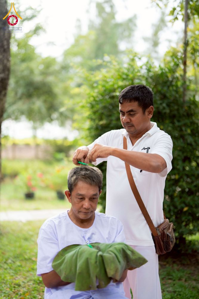 ภาพ No.278208:วันศุกร์ที่ 5 ธันวาคม พ.ศ. 2568 (วันพ่อแห่งชาติ) พิธีบรรพชาอุปสมบทหมู่ธรรมทายาท จำนวน 16 รูป โครงการบรรพชาอุปสมบทหมู่ รุ่นบูชาธรรมมหาปูชนียาจารย์ ประจำปี 2568  ณ ศูนย์ปฏิบัติธรรมและอบรมเยาวชนพระนครศรีอยุธยา จ.พระนครศรีอยุธยา