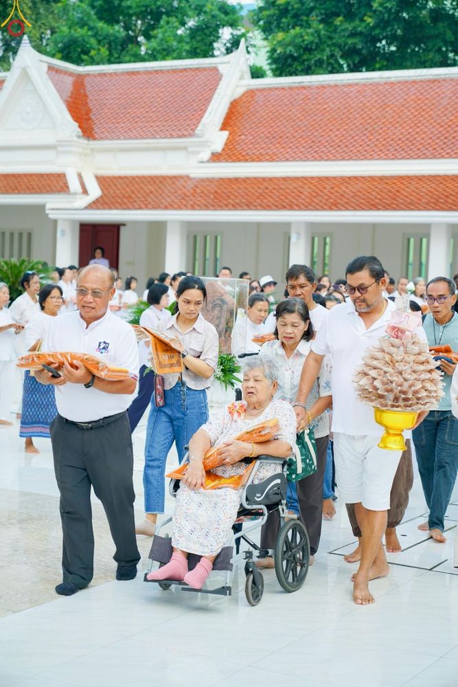 ภาพ No.286023:วันที่ 11 ตุลาคม พ.ศ. 2568 พิธีทอดกฐินสามัคคีทั่วไทย 30,000 วัด โดยคณะศิษยานุศิษย์ บูชาธรรม 81 ปี หลวงพ่อธัมมชโย ณ วัดโบสถ์บน ต.บางคูเวียง อ.บางกรวย จ.นนทบุรี