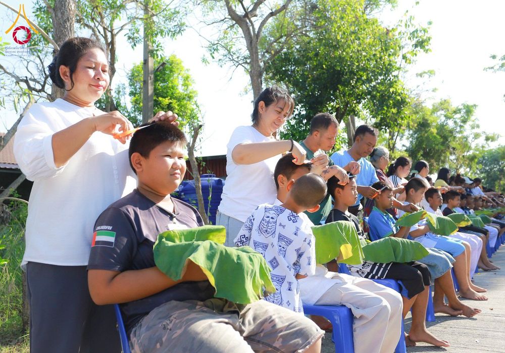 ภาพ No.317305:วันอาทิตย์ที่ 29 มีนาคม พ.ศ. 2569 พิธีตัดปอยผมและปลงผม ว่าที่สามเณร ศูนย์อบรมเยาวชนนครปฐม