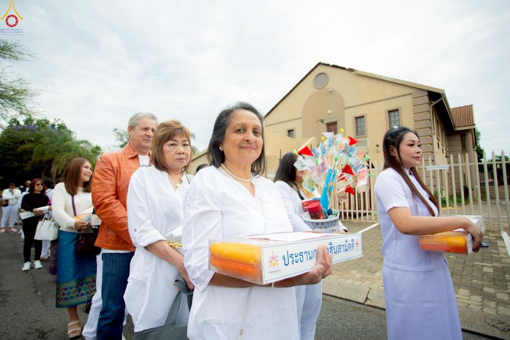 ภาพ No.255138:วันที่ 12 ตุลาคม พ.ศ. 2568 พิธีทอดกฐินสามัคคีสร้างทุกสิ่ง วัดพระธรรมกายโจฮันเนสเบิร์ก  ประเทศสาธารณรัฐแอฟริกาใต้