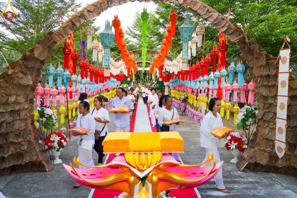ภาพ No.94285:พิธีทอดกฐินสามัคคี เพื่อขยายที่ดินและสร้างบ้านพักอาสาสมัครเยาวชน ณ ศูนย์ปฏิบัติธรรมดอยหล่อ อ.ดอยหล่อ จ.เชียงใหม่ วันอาทิตย์ที่ ๑๒ พฤศจิกายน พ.ศ. ๒๕๖๖