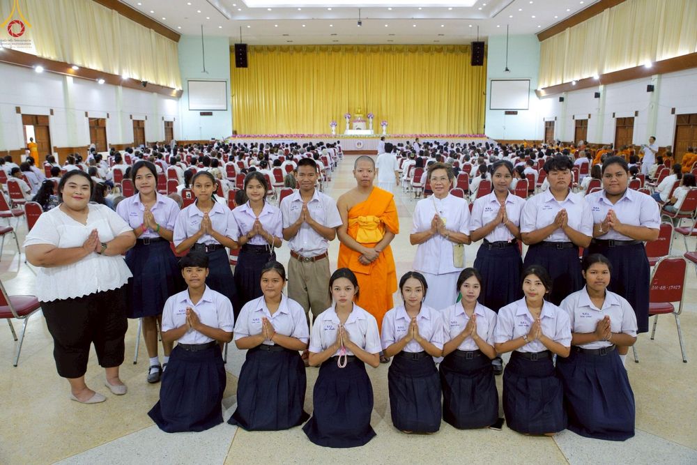 ภาพ No.247922:วันที่ 26-27 กันยายน พ.ศ. 2568 โครงการอบรม อุบาสกแก้ว อุบาสิกาแก้ว รุ่นที่ 3 ณ วัดพระมหาธาตุวรมหาวิหาร , พุทธภูมิ สวนสมเด็จพระศรีนครินทร์ 48 (ทุ่งท่าลาด) และ ธุดงคสถานนครธรรม จ.นครศรีธรรมราช