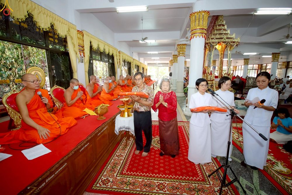 ภาพ No.258236:วันที่ 12 ตุลาคม พ.ศ. 2568 พิธีทอดกฐินสามัคคีทั่วไทย 30,000 วัด โดยคณะศิษยานุศิษย์ บูชาธรรม 81 ปี หลวงพ่อธัมมชโย ณ วัดวังทองวราราม อ.วังทอง จ.พิษณุโลก