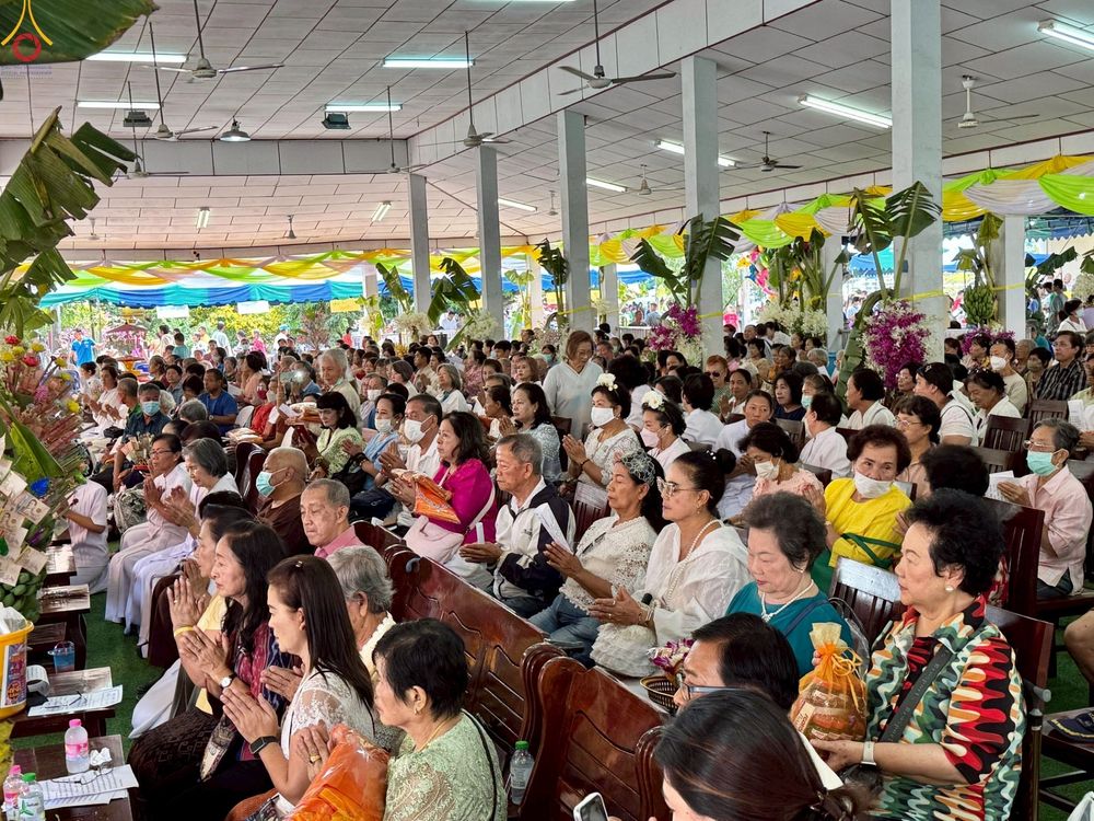 ภาพ No.250840:วันพุธที่ 8 ตุลาคม พ.ศ. 2568 พิธีทอดกฐินสามัคคีทั่วไทย 30,000 วัด โดยคณะศิษยานุศิษย์ บูชาธรรม 81 ปี หลวงพ่อธัมมชโย ณ วัดบางช้างใต้ อำเภอสามพราน  จังหวัดนครปฐม