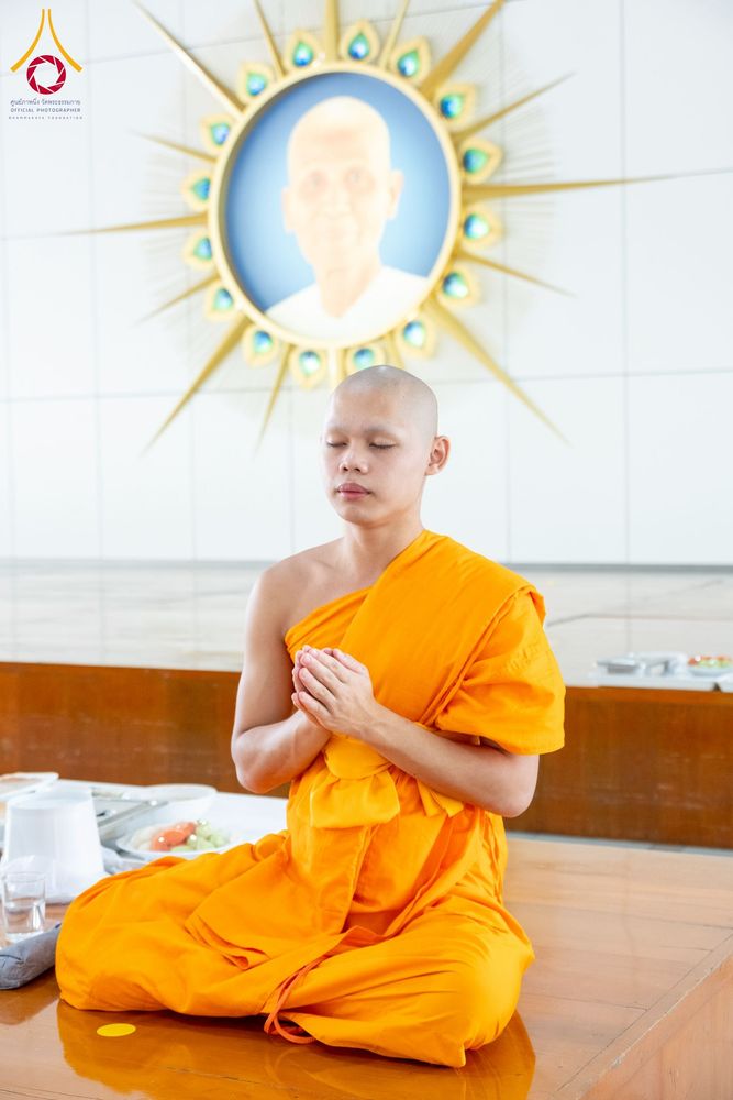 ภาพ No.271075:วันพุธที่ 20 พฤศจิกายน พ.ศ.2568 (วันพระ แรม 15 ค่ำ เดือน 12) พิธีบุพเปตพลี ครั้งที่ 173 ร่วมอุทิศบุญแด่หมู่ญาติที่ล่วงลับไปแล้ว และสืบทอดอายุพระพุทธศาสนา ณ หอฉันคุณยายอาจารย์ฯ วัดพระธรรมกาย