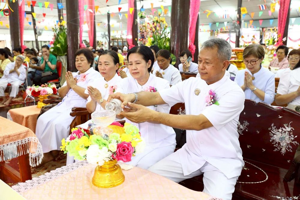 ภาพ No.250362:วันพุธที่ 8 ตุลาคม พ.ศ. 2568 พิธีทอดกฐินสามัคคีทั่วไทย 30,000 วัด โดยคณะศิษยานุศิษย์ บูชาธรรม 81 ปี หลวงพ่อธัมมชโย ณ วัดครุใน อ.พระประแดง จ.สมุทรปราการ