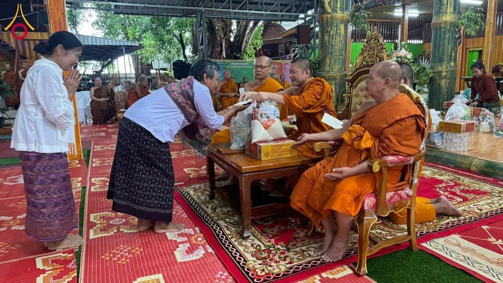 ภาพ No.159307:วันศุกร์ที่ 25 กันยายน พ.ศ. 2567 วัดพระธรรมกาย มูลนิธิธรรมกาย และคณะศิษยานุศิษย์ฯ ร่วมสมทบกัปปิยภัณฑ์ จำนวน 200,000 บาท สนับสนุนสำนักงานเจ้าคณะใหญ่หนตะวันออก ฝ่ายสาธารณสงเคราะห์ของมหาเถรสมาคม เพื่อช่วยเหลือผู้ประสบอุทกภัย