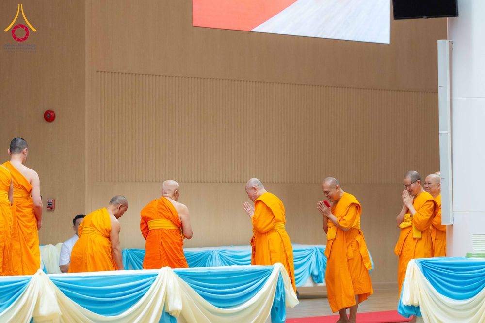 ภาพ No.310616:วันอาทิตย์ที่ 22 กุมภาพันธ์ พ.ศ. 2569 พิธีมุทิตาสักการะในโอกาสอายุวัฒนะมงคล 80 ปี พระพรหมวชิรปัญญาจารย์ (ทองดี สุรเตโช ป.ธ.9) ณ ห้องแก้วสารพัดนึก 2 วัดพระธรรมกาย จ.ปทุมธานี