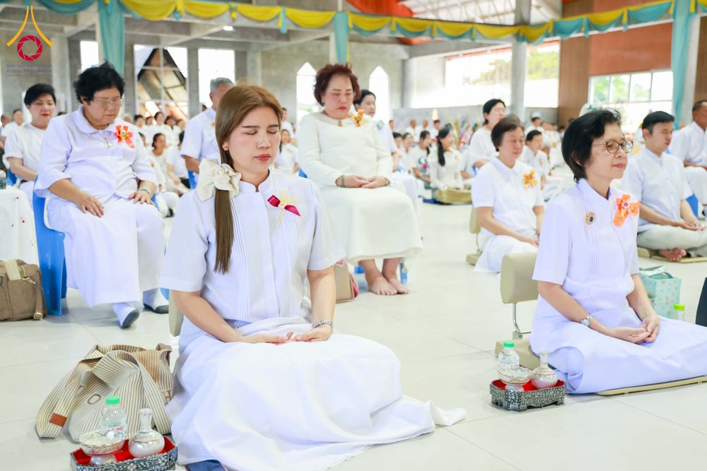 ภาพ No.315624:วันอาทิตย์ ที่ 22 มีนาคม พ.ศ. 2569 พิธีทอดผ้าป่าฉลองพระประธาน พิธีประดิษฐานพระบรมสารีริกธาตุในองค์พระประธาน พิธีจารึกชื่อบรรจุในแผ่นฌาน ณ ศูนย์ปฏิบัติธรรมสมุทรปราการ (บางบ่อ)