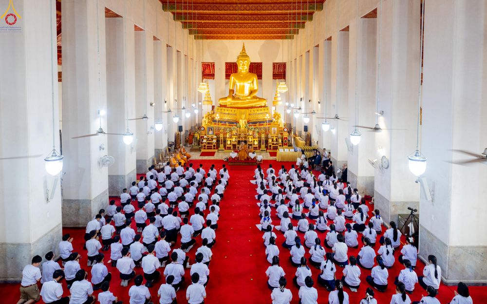 ภาพ No.289033:วันพุธที่ 17 ธันวาคม พ.ศ.2568 กิจกรรมเยาวชนไทยรวมใจทำความดี "เด็กดีมหานคร ต้นแบบด้านศีลธรรม" แข่งขันสอบตอบปัญหาศีลธรรมในพระพุทธศาสนา ครั้งที่ 7 และวันรวมพลังเด็กดี V-Star ประจำปี 2568 ณ วัดมหาธาตุยุวราชรังสฤษฎิ์ราชวรมหาวิหาร กรุงเทพมหานคร