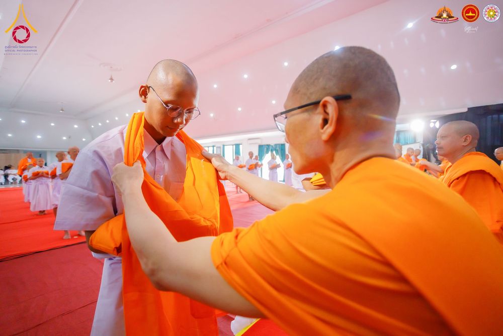 ภาพ No.283664:วันเสาร์ที่ 20 ธันวาคม  2568 พิธีบรรพชาสามเณร ณ ประเทศอินโดนีเซีย