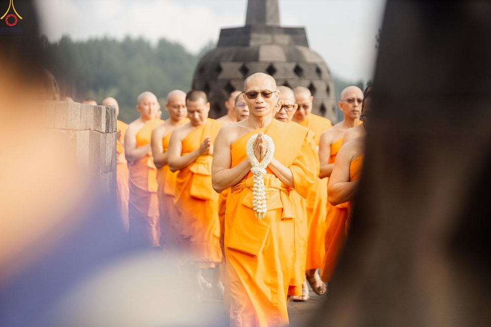 ภาพ No.331229:วันที่ 29 พฤษภาคม พ.ศ.2569 MBMI Tangerang (Majelis Agama Buddha Mahanikaya)  ได้มีการเตรียมงานเพื่อจัดงานวิสาขบูชานานาชาติ (ภาพชุดที่ 2)