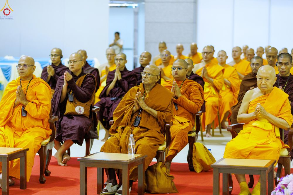 ภาพ No.331181:วันวิสาขบูชา อาทิตย์ที่ 31 พฤษภาคม พ.ศ.2569 พิธีปฏิบัติธรรม ณ ห้องแก้วสารพัดนึก 1  วัดพระธรรมกาย จังหวัดปทุมธานี