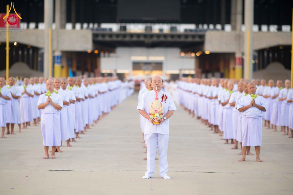 ภาพ No.320779:วันเสาร์ที่ 11 เมษายน พ.ศ.2569 พิธีเวียนประทักษิณ พิธีวันทาเจดีย์ โครงการอุปสมบทหมู่ บูชาธรรมหลวงพ่อธัมมชโย พ.ศ.2569 โครงการอุปสมบทหมู่ธรรมทายาท ระดับอุดมศึกษา รุ่น 53 (ภาคฤดูร้อน) ณ วัดพระธรรมกาย ปทุมธานี