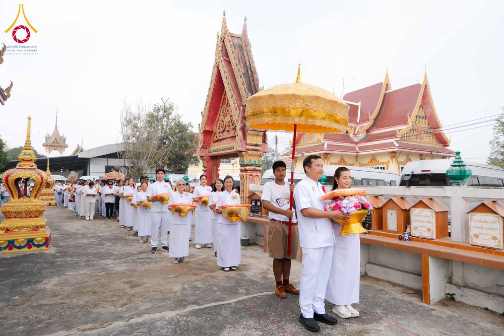 ภาพ No.298920:วันที่ 20 มกราคม พ.ศ. 2569 พิธีทอดผ้าป่าทำนุบำรุงศาสนสถาน ณ วัดใหม่นพรัตน์ ต.เนินพระปรางค์ อ.สองพี่น้อง จ.สุพรรณบุรี ในโครงการธรรมยาตรา กตัญญูบูชา มหาปูชนียาจารย์ พระมงคลเทพมุนี(สด จนฺทสโร) พระผู้ปราบมาร อนุสรณ์สถาน 7 แห่ง ปีที่ 14