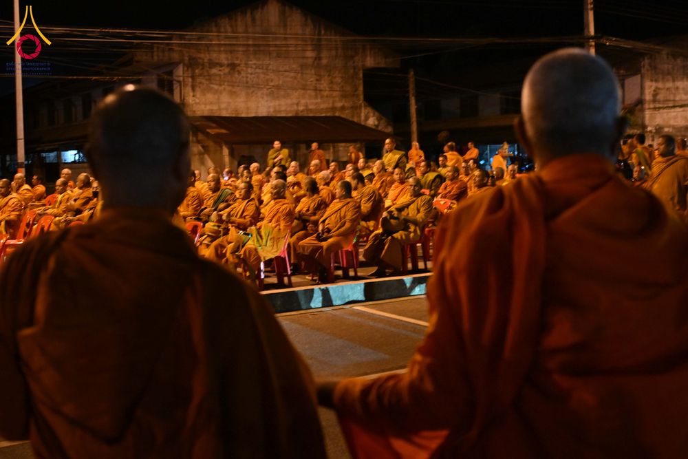 ภาพ No.281481:วันอาทิตย์ที่ 28 ธันวาคม พ.ศ.2568 ตักบาตรพระ 1000 รูป ปีที่ 1 ทำบุญเมืองสตูลส่งท้ายปี ณ หน้าโรงเรียนสตูลวิทยา จ.สตูล