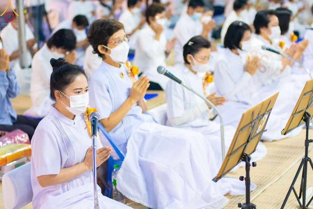 ภาพ No.74072:พิธีถวายภัตตาหารเป็นสังฆทาน แด่คณะพระธรรมยาตราฯ ในโครงการธรรมยาตรากตัญญูบูชา มหาปูชนียาจารย์ พระมงคลเทพมุนี(สด จนฺทสโร) พระผู้ปราบมาร อนุสรณ์สถาน 7 แห่ง ปีที่ 11 วันที่ 25 มกราคม พ.ศ. 2566