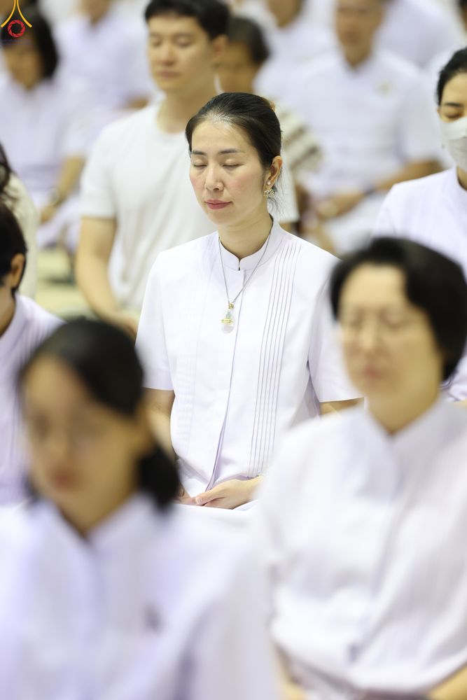 ภาพ No.337830:วันอาทิตย์ต้นเดือน 5 กรกฎาคม พ.ศ.2569 พิธีบูชาข้าวพระ ณ สภาธรรมกายสากล วัดพระธรรมกาย