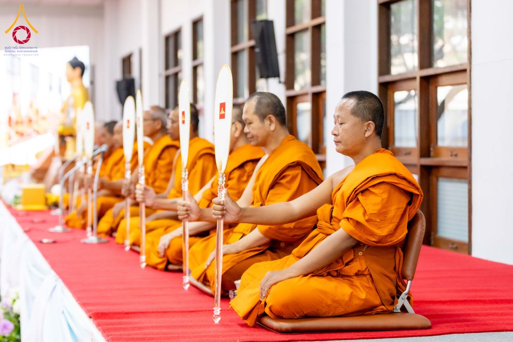 ภาพ No.316209:วันเสาร์ที่ 28 มีนาคม พ.ศ. 2569 พิธีบำเพ็ญกุศล คุณพ่อณรงค์ จินตมากุล  สิริอายุ 99 ปี 11 เดือน โยมบิดา พระครูปลัดรัตนวีรวัฒน์ (รังสฤษดิ์ อิทฺธิจินตโก) ที่ปรึกษาเจ้าคณะจังหวัดปทุมธานี เจ้าอาวาสวัดพระธรรมกาย  ณ ห้องปลูกศรัทธา 2 วัดพระธรรมกาย ปทุมธานี