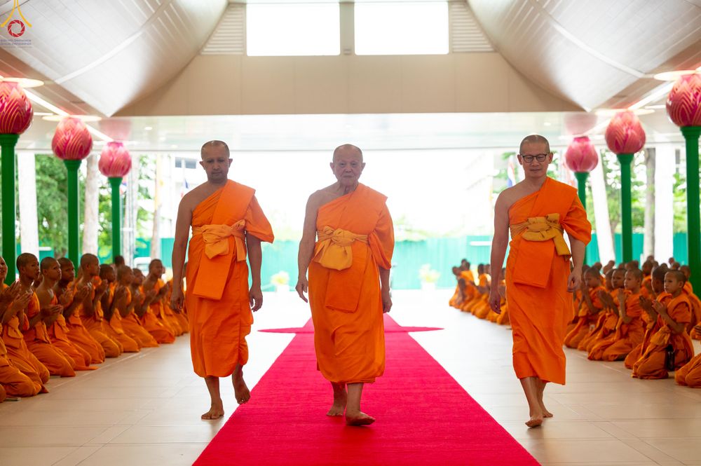 ภาพ No.342068:วันพฤหัสบดีที่ 30 กรกฎาคม พ.ศ.2569 วันเข้าพรรษา วัดพระธรรมกาย