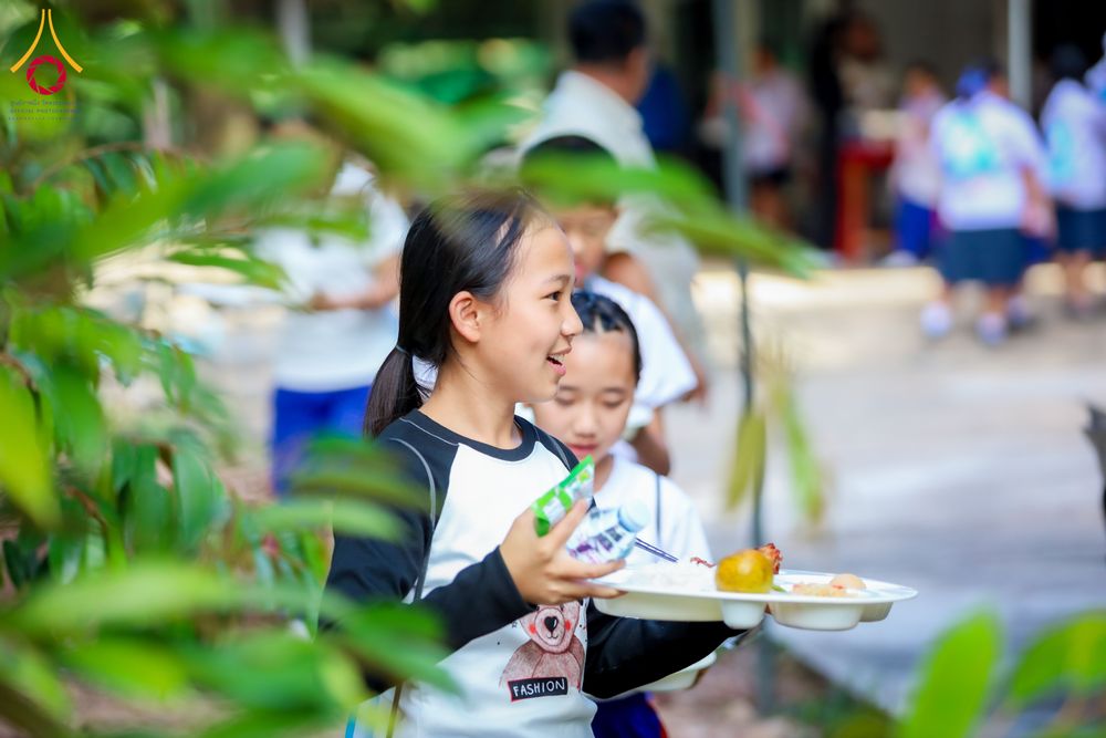 ภาพ No.285498:วันที่ 11 ธันวาคม พ.ศ. 2568  รวมพลังเด็กดี V-Star ผู้นำฟื้นฟูศีลธรรมโลก ประจำปี 2568 จังหวัดแพร่  ณ ธุดงคสถานแพร่ อำเภอวังชิ้น จังหวัดแพร่