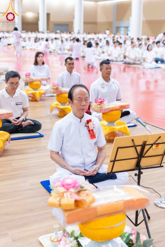 ภาพ No.313615:วันอาทิตย์ที่ 15 มีนาคม พ.ศ. 2569 พิธีร่วมบุญบรรพชาสามเณร 5000 รูป ณ ห้องแก้วสารพัดนึก 2 สภาธรรมกายสากล วัดพระธรรมกาย