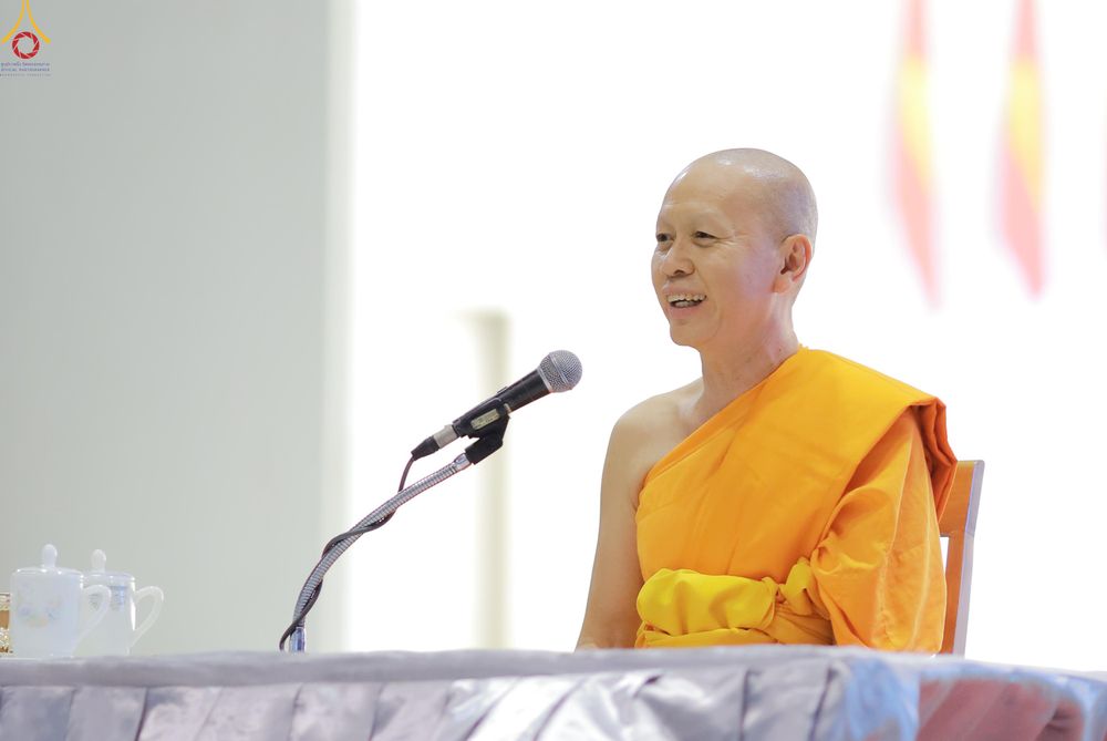 ภาพ No.325510:วันที่ 21-22 เมษายน พ.ศ.2569 การอบรมจิตอาสาเพื่อจัดเตรียมภัตตาหาร และจัดงานถวายมหาสังฆทานแด่ คณะสงฆ์ 40,000 กว่าวัดทั่วประเทศ ณ วัดพระธรรมกาย