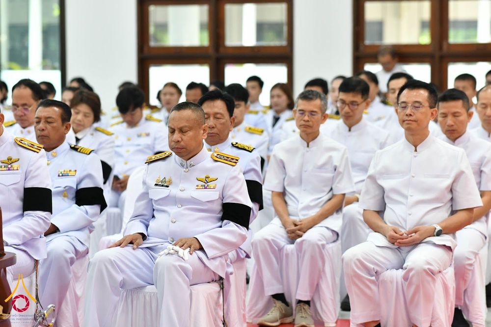 ภาพ No.344243:วันที่ 12 สิงหาคม พ.ศ. 2569  พสกนิกรชาวอำเภอคลองหลวง พร้อมใจร่วมพิธีสวดพระพุทธมนต์และทำบุญตักบาตรถวายพระราชกุศล เนื่องในวันคล้ายวันพระราชสมภพ สมเด็จพระบรมราชชนนีพันปีหลวง และวันแม่แห่งชาติ 12 สิงหาคม 2569