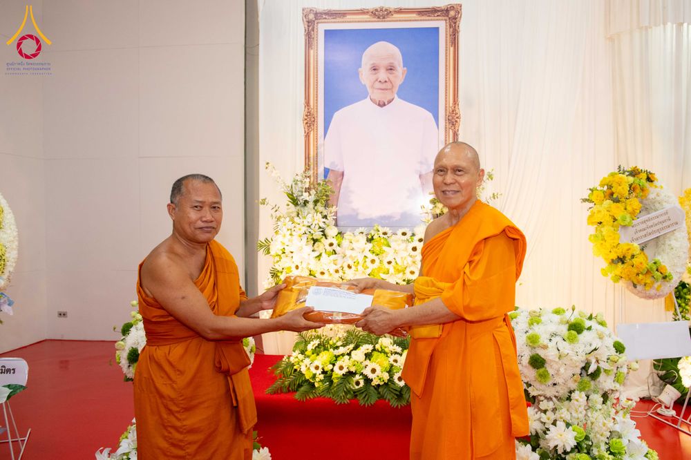 ภาพ No.314890:วันอาทิตย์ที่ 22 มีนาคม พ.ศ. 2569 พิธีบำเพ็ญกุศล คุณพ่อณรงค์ จินตมากุล  สิริอายุ 99 ปี 11 เดือน โยมบิดา พระครูปลัดรัตนวีรวัฒน์ (รังสฤษดิ์ อิทฺธิจินตโก) ที่ปรึกษาเจ้าคณะจังหวัดปทุมธานี เจ้าอาวาสวัดพระธรรมกาย  ณ ห้องปลูกศรัทธา 2 วัดพระธรรมกาย ปทุมธานี
