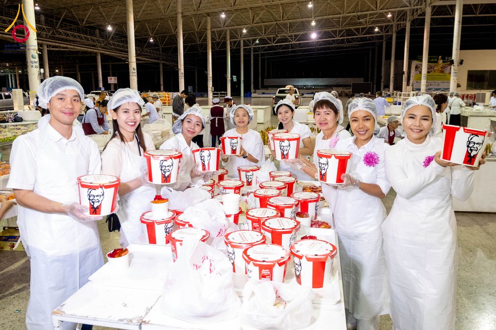 ภาพ No.305239:วันที่ 29 มกราคม พ.ศ. 2569 พิธีถวายภัตตาหารเป็นสังฆทาน แด่พระธรรมยาตรา ณ วัดพระธรรมกาย  จังหวัดปทุมธานี ในโครงการธรรมยาตรา กตัญญูบูชา มหาปูชนียาจารย์ พระมงคลเทพมุนี(สด จนฺทสโร) พระผู้ปราบมาร อนุสรณ์สถาน 7 แห่ง ปีที่ 14