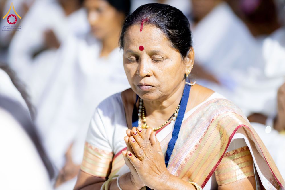 ภาพ No.283778:วันที่ 6-7 ธันวาคม พ.ศ. 2568  พิธีรับมอบหนังสือแสดงเจตจำนงถวายสิทธิครอบครองและใช้ประโยชน์วัดสันติวัน เมืองนาคปูร์  พิธีจุดโคมประทีปถวายเป็นพุทธบูชา และอุทิศบุญกุศลแด่ ดร.บี.อาร์. อัมเบดการ์  พิธีบูชาข้าวพระถ่ายทอดสดจากประเทศไทย