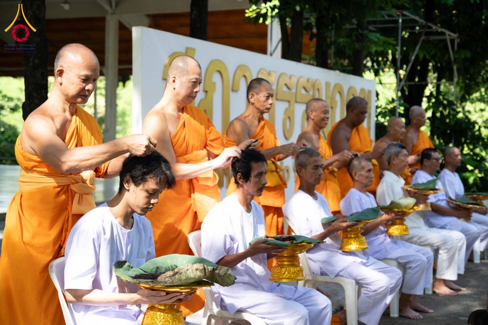 ภาพ No.341654:วันเสาร์ที่ 25 กรกฎาคม พ.ศ. 2569 พิธีตัดปอยผม ปลงผม พิธีบรรพชาอุปสมบทหมู่  โครงการบรรพชาอุปสมบทหมู่ รุ่นเข้าพรรษา ประจำปี 2569 ณ ศูนย์ปฏิบัติธรรมบุญประสาน จังหวัดนครราชสีม