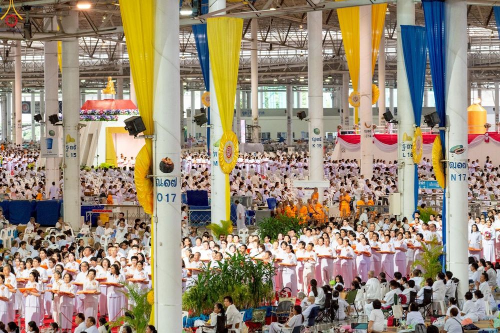 ภาพ No.244028:วันอาทิตย์ที่ 7 กันยายน พ.ศ. 2568 พิธีทอดผ้าป่าสมทบกฐินวัดพระธรรมกาย และสมทบกฐิน 30,000 วัดทั่วไทย ครั้งที่ 2 ณ ห้องแก้วสารพัดนึก 1 วัดพระธรรมกาย