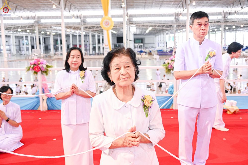 ภาพ No.342809:วันอาทิตย์ที่ 9 สิงหาคม พ.ศ.2569 พิธีจุดเทียนใจ ไฟนิรันดร์ อนันตชัย ณ รัตนบัลลังก์ วัดพระธรรมกาย