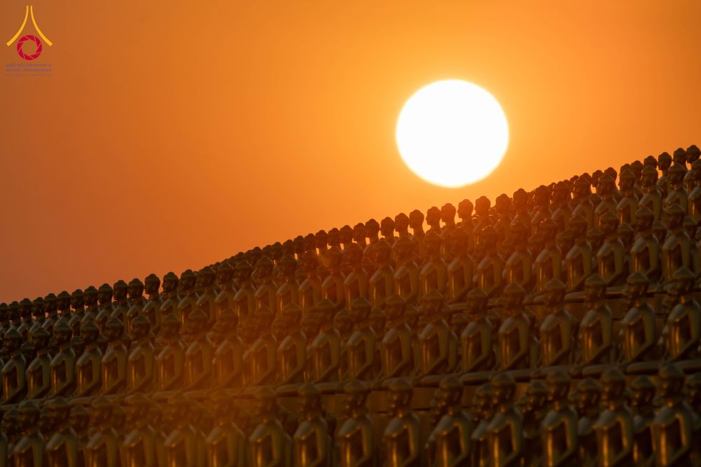 ภาพ No.312220:วันอังคารที่ 3 มีนาคม พ.ศ.2569 พิธีเวียนประทักษิณและจุดมาฆประทีป ณ ลานธรรมพระมหาธรรมกายเจดีย์ วัดพระธรรมกาย