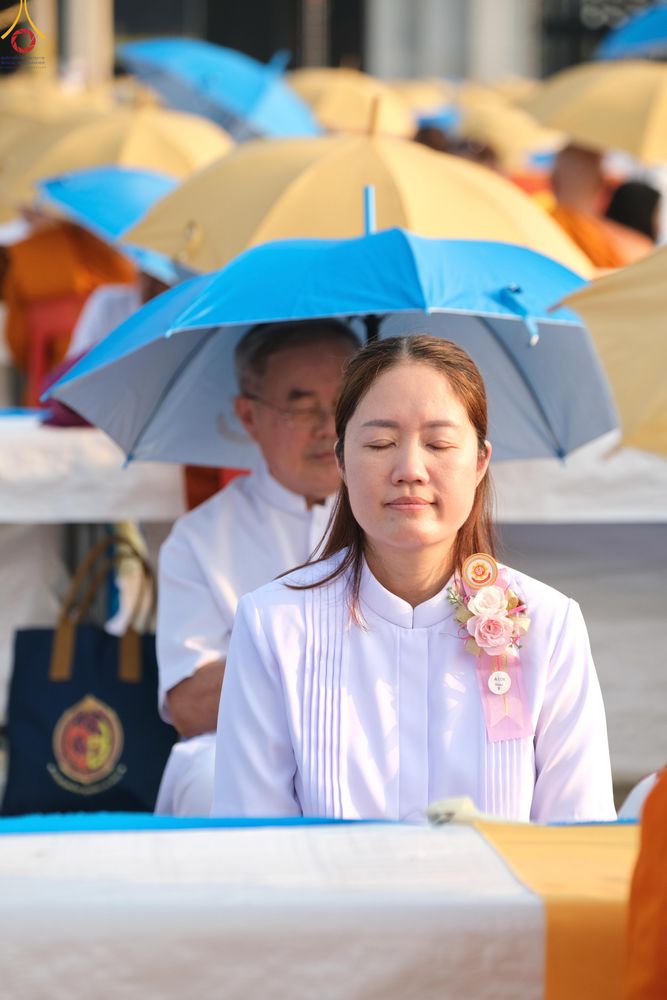 ภาพ No.324646:วันที่ 22 เมษายน พ.ศ.2569 (วันคุ้มครองโลก) บรรยากาศสาธุชน ในงานถวายมหาสังฆทาน 40,000 กว่าวัดทั่วประเทศ ณ ลานธรรม วัดพระธรรมกาย