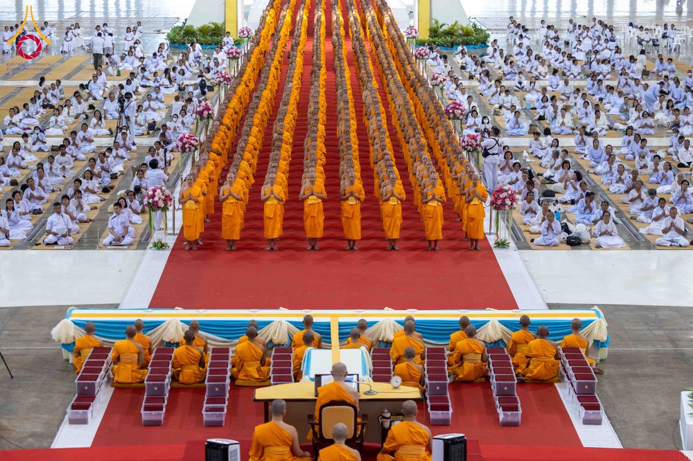 ภาพ No.308693:วันที่ 1 กุมภาพันธ์ พ.ศ. 2569 พิธีรับประกาศนียบัตร และพระของขวัญพระธรรมยาตรา ณ สภาธรรมกายสากล วัดพระธรรมกาย จ.ปทุมธานี