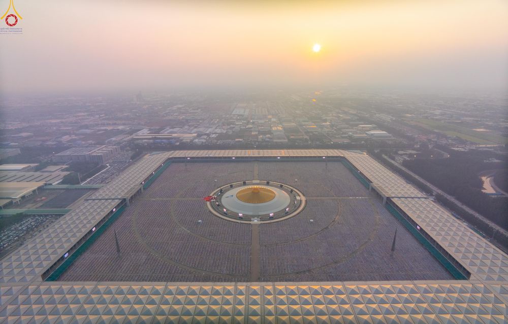 ภาพ No.324081:วันที่ 22 เมษายน พ.ศ.2569 (วันคุ้มครองโลก) พิธีถวายมหาสังฆทาน 40,000 กว่าวัดทั่วประเทศ ณ ลานธรรม พระมหาธรรมกายเจดีย์ วัดพระธรรมกาย