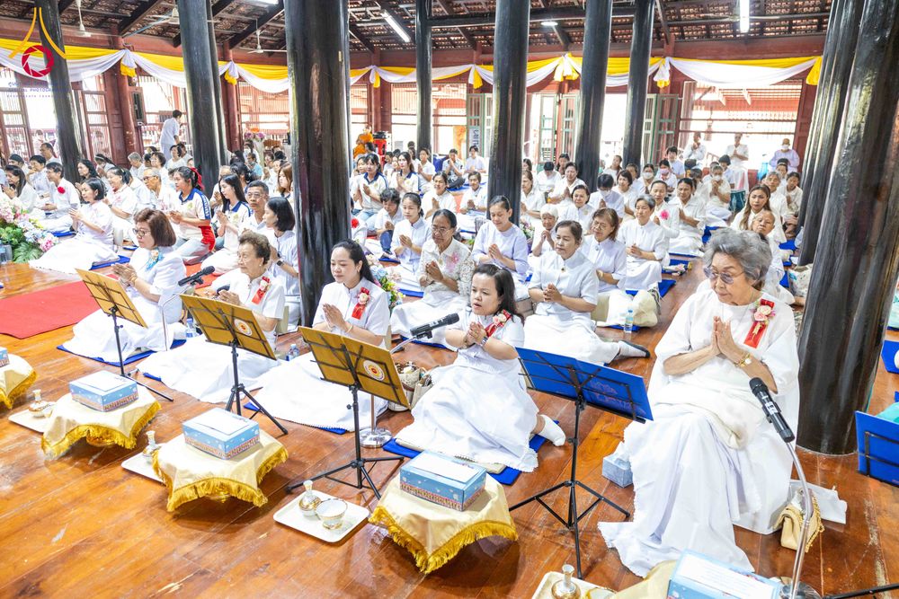 ภาพ No.300904:วันที่ 22 มกราคม พ.ศ. 2569 พิธีทอดผ้าป่าทำนุบำรุงศาสนสถาน ณ วัดบางปลา อ.บางเลน จ.นครปฐม ในโครงการธรรมยาตรา กตัญญูบูชา มหาปูชนียาจารย์ พระมงคลเทพมุนี(สด จนฺทสโร) พระผู้ปราบมาร อนุสรณ์สถาน 7 แห่ง ปีที่ 14