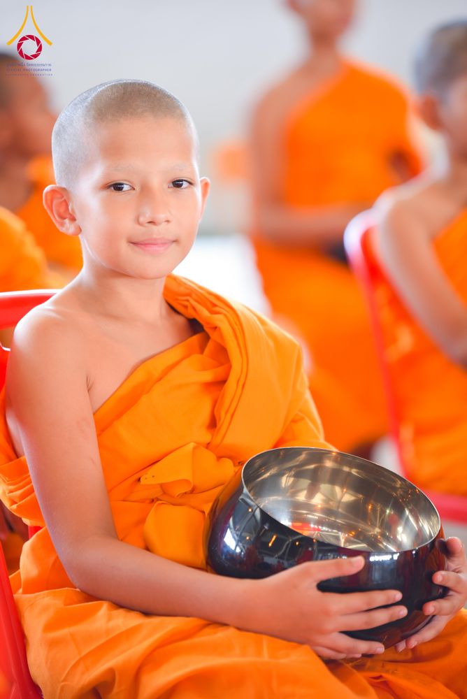 ภาพ No.320756:วันที่ 11 เมษายน พ.ศ.2569 พิธีตักบาตรฉลองสามเณรใหม่ โครงการบรรพชาสามเณรกล้าตะวัน ณ มหารัตนวิหาคด คอร์ 25 ชั้น 2 วัดพระธรรมกาย