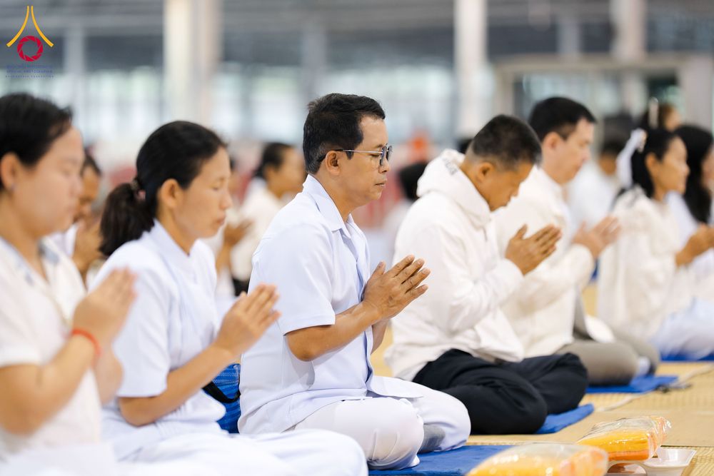 ภาพ No.306239:วันที่ 30 มกราคม พ.ศ. 2569 พิธีถวายภัตตาหารเป็นสังฆทาน แด่พระธรรมยาตรา ณ วัดพระธรรมกาย  จังหวัดปทุมธานี ในโครงการธรรมยาตรา กตัญญูบูชา มหาปูชนียาจารย์ พระมงคลเทพมุนี(สด จนฺทสโร) พระผู้ปราบมาร อนุสรณ์สถาน 7 แห่ง ปีที่ 14