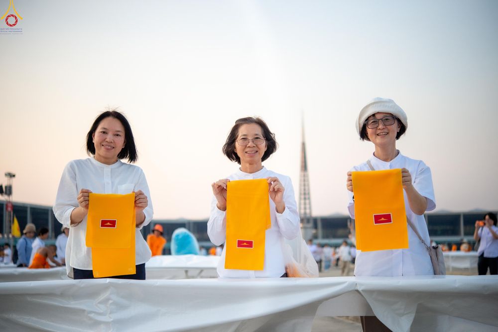 ภาพ No.320326:วันที่ 7-8 เมษายน พ.ศ.2569 การเตรียมงาน ณ ลานธรรม และ งานจราจร เพื่องานถวายมหาสังฆทาน 40,000 กว่าวัดทั่วประเทศ วันคุ้มครองโลก 22 เมษายน พ.ศ.2569 วัดพระธรรมกาย