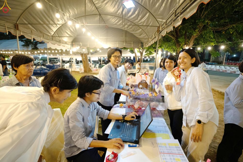 ภาพ No.282445:วันที่ 19 -20 ธันวาคม พ.ศ.2568 เบื้องหลังความสำเร็จ ของการจัดงานตักบาตร พระ 10,000 รูป Skywalk กาญจนบุรี