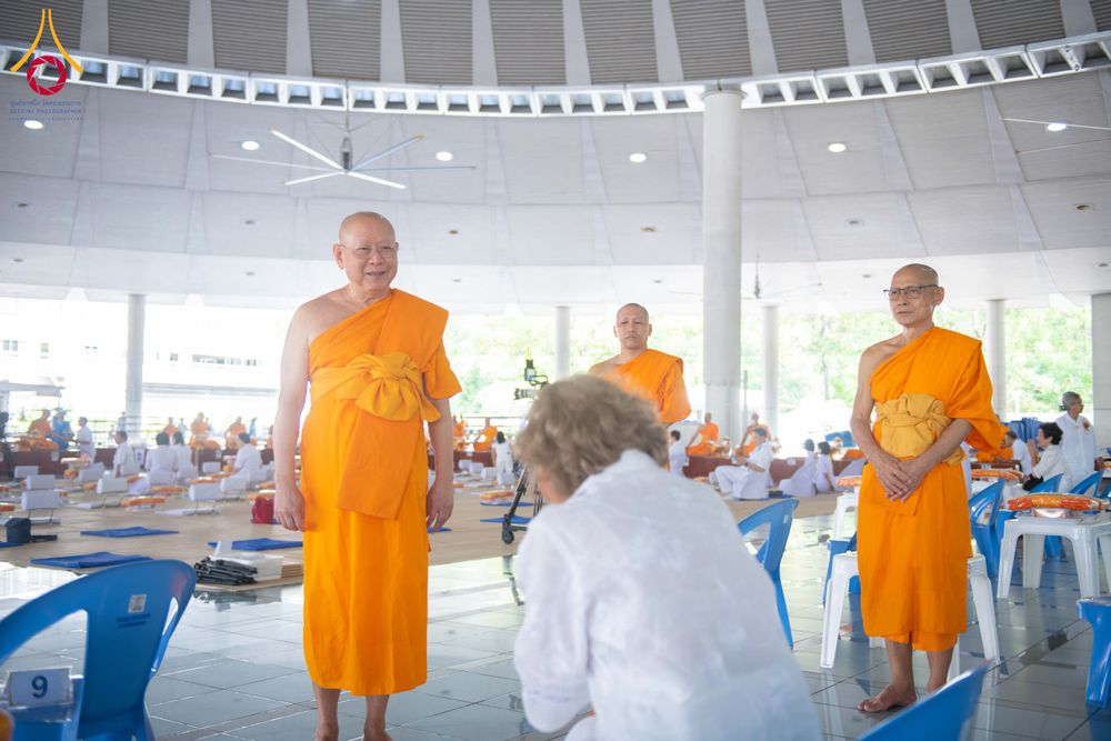 ภาพ No.315398:วันที่ 20 มีนาคม พ.ศ. 2569 พิธีเจริญพระพุทธมนต์ เนื่องในวาระอายุวัฒนมงคล 75 ปี พระเดชพระคุณพระภาวนาธรรมวิเทศ วิ. (ภูเบศ ฌานาภิญโญ) ผู้ช่วยเจ้าอาวาสวัดพระธรรมกาย และเจ้าอาวาสวัดพระธรรมกายเบเนลักซ์ ประเทศเบลเยียม  ณ หอฉันคุณยายอาจารย์ฯ วัดพระธรรมกาย